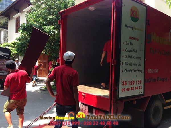 Xe tải chở hàng liên tỉnh giá rẻ, chất lượng