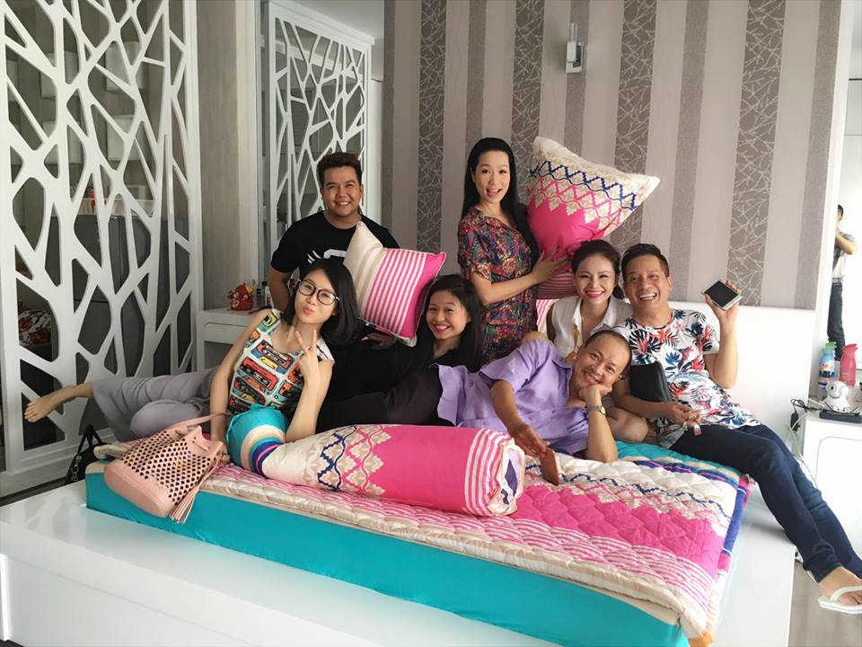 Đại gia đình vần vui vẻ khi Kubet mới