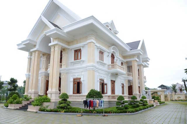 Mơ thấy một căn biệt thự là điều may mắn trong tình yêu và công việc