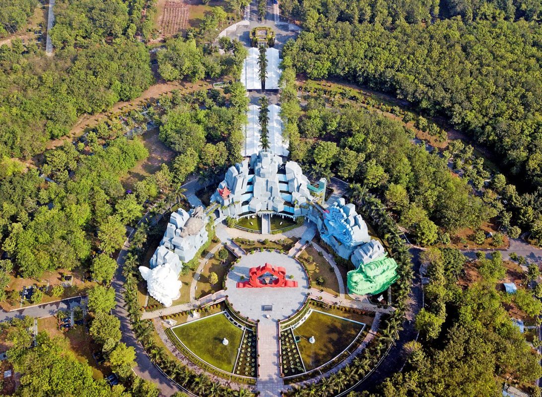 Khuôn viên đất