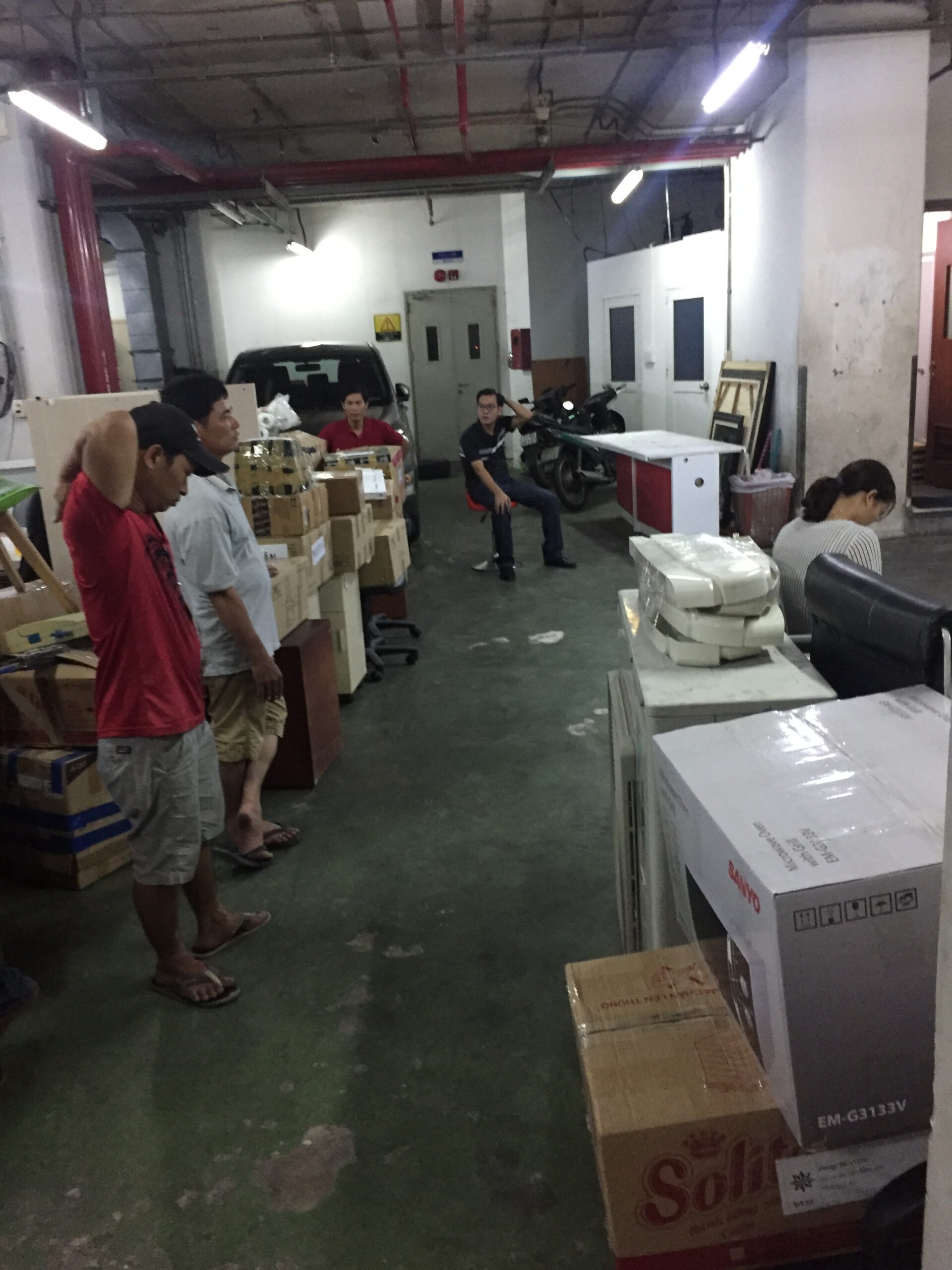 Một số câu hỏi về chuyển văn phòng giao dịch